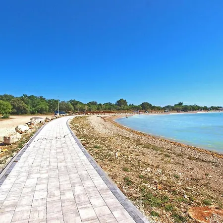 Apartment Fuer 3 Personen Ca 30 Qm In Peroj, Istrien Istrische Riviera *